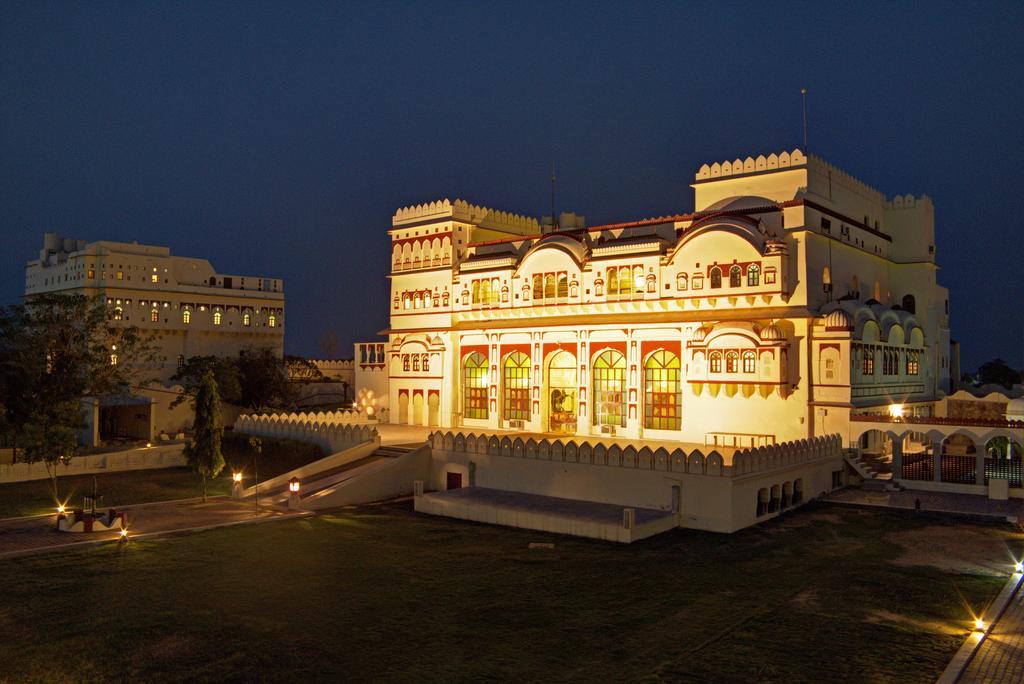 Amritara Surajgarh Fort Екстериор снимка