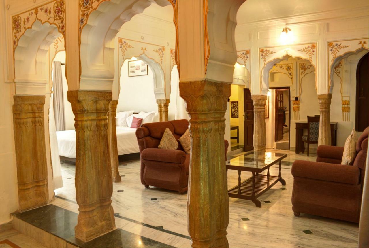 Amritara Surajgarh Fort Екстериор снимка